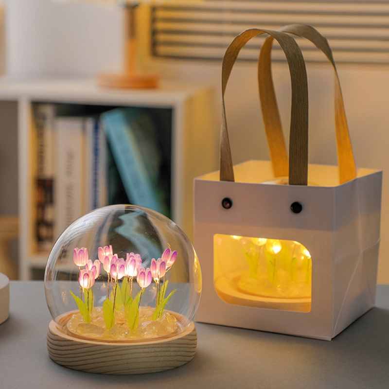 DIY tulip lamp – Soft floral light 