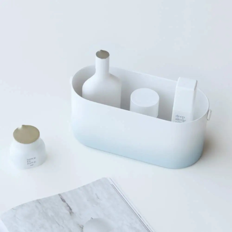 Dokonalá krása se zrcadlem LED a integrovaným úložným prostorem 