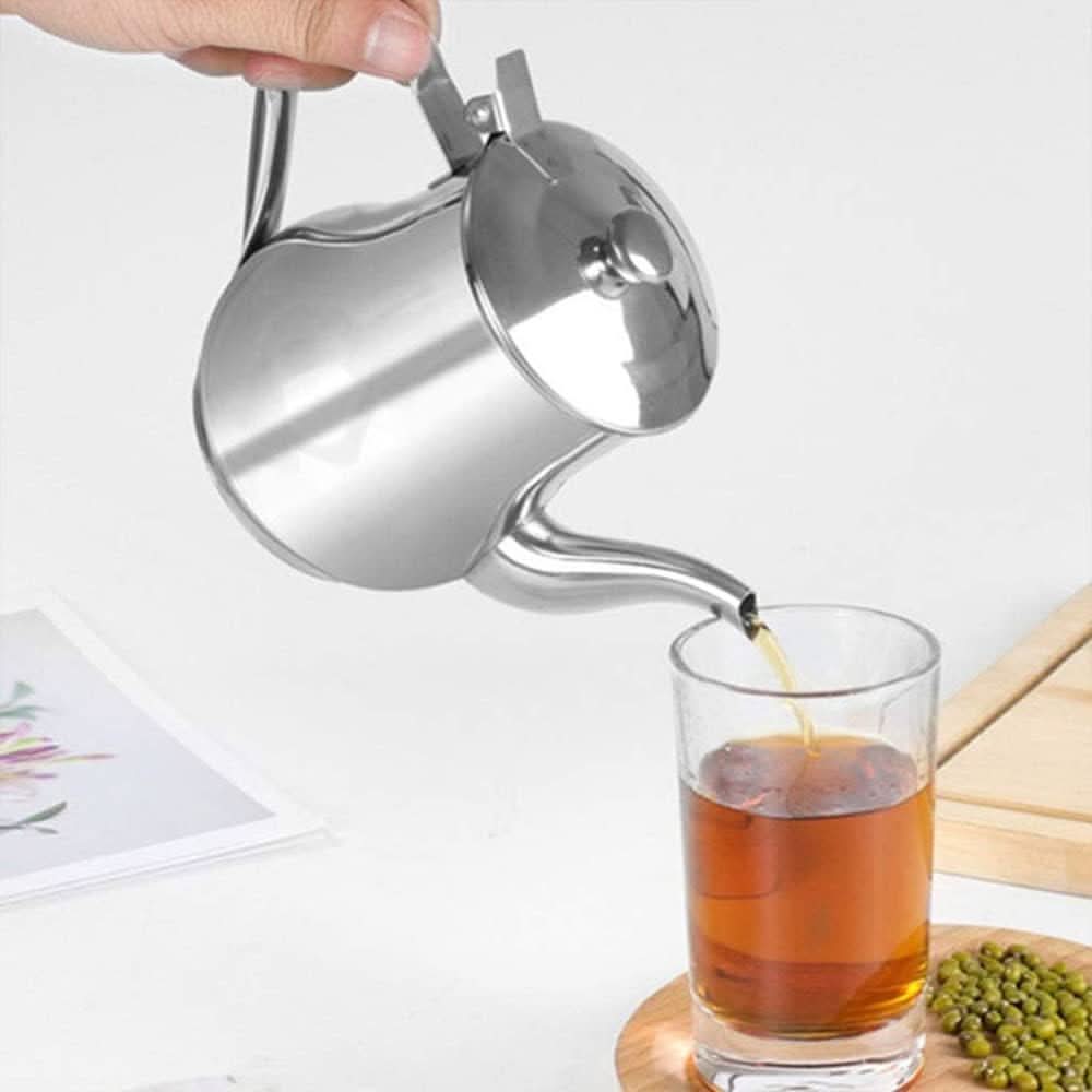 Vierte con cuidado y conserva tus aceites sin desperdiciar 