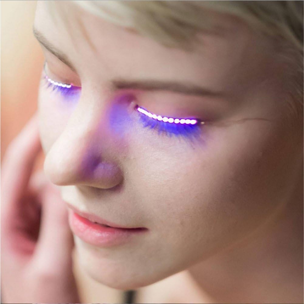 LED luminous eyelashes – Captivating look guaranteed 